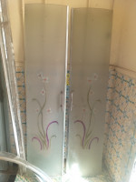 meubles-salle-de-bain-porte-douche-en-verre-coulissante-el-harrach-alger-algerie