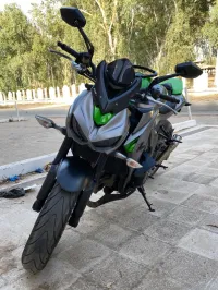Kawasaki Z1000 robot 2016