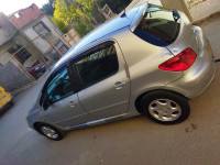 moyenne-berline-peugeot-307-2006-oxygo-setif-algerie