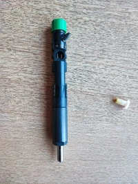 Injecteurs 1.5 dci neuf origine FRANCE 