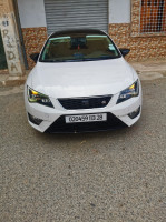 moyenne-berline-seat-leon-2013-msila-algerie