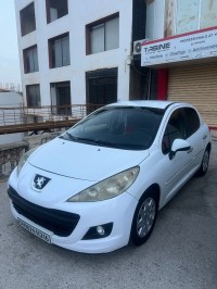 سيارات-peugeot-207-2012-باب-الزوار-الجزائر