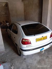 سيارات-renault-2001-megane-1-غزوات-تلمسان-الجزائر