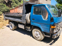 camion-toyota-dyna-bu30-1984-iferhounene-tizi-ouzou-algerie