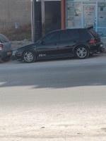 moyenne-berline-volkswagen-golf-4-1999-gti-setif-algerie