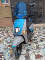 motos-scooters-cuxi-vms-estate-x-2022-ouled-yaich-blida-algerie