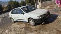 سيارة-صغيرة-renault-megane-1-1996-تيزي-وزو-الجزائر