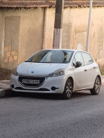 voitures-peugeot-208-2014-amizour-bejaia-algerie