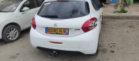 voitures-peugeot-208-2014-allure-setif-algerie