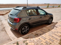 voitures-dacia-sandero-2018-stepway-privilege-tiaret-algerie