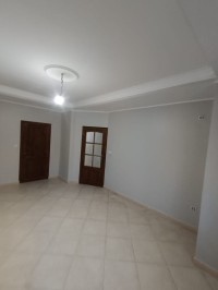 appartement-location-niveau-de-villa-f4-alger-bordj-el-bahri-algerie
