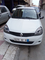 voitures-renault-clio-campus-2012-jijel-algerie