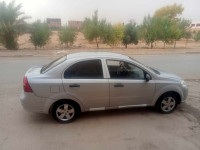 voitures-chevrolet-aveo-4-portes-2009-lt-biskra-algerie