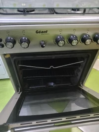 Cuisinier inox geant