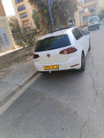 voitures-volkswagen-golf-7-2019-join-bouira-algerie