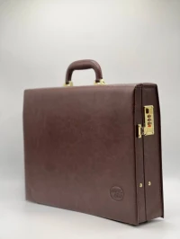 Valise diplomatique 