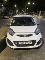 voitures-kia-picanto-2012-style-les-eucalyptus-alger-algerie