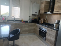 appartement-location-f4-alger-birkhadem-algerie