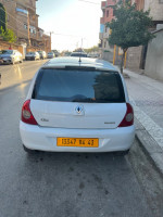 citadine-renault-clio-campus-2014-bye-ferdjioua-mila-algerie