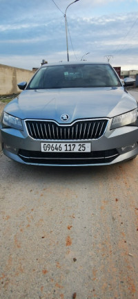 voitures-skoda-superb-2017-didouche-mourad-constantine-algerie