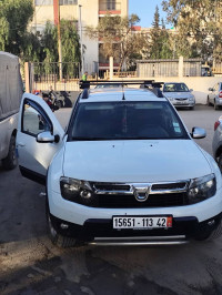 voitures-dacia-duster-2013-ambiance-fouka-tipaza-algerie