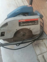 Scie circulaire makita et bosch 