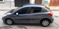 voitures-peugeot-207-2009-oran-algerie