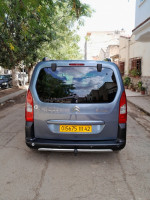 voitures-citroen-berlingo-2011-bourkika-tipaza-algerie