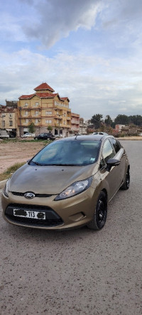 voitures-ford-fiesta-2013-rouiba-alger-algerie