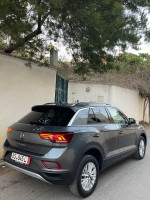 voitures-volkswagen-t-roc-2023-life-plus-birkhadem-alger-algerie