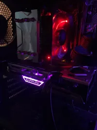 HIGH END 6600 XT SAPPHIRE NITRO PLUS 8GB VRAM equivalent 3060/ti