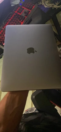 MacBook Pro (13-inch, 2020, Two Thunderbolt 3 ports) ICLOUD