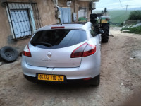 moyenne-berline-renault-megane-3-2010-privilege-guelma-algerie