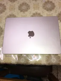 MacBook M2 2022 iCloud 