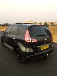 سيارات-renault-scenic-2011-بوفاريك-البليدة-الجزائر