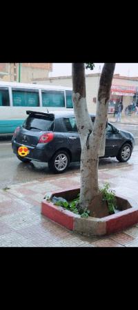 سيارات-renault-clio-3-2006-منداس-غليزان-الجزائر