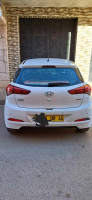 voitures-hyundai-i20-2018-ain-temouchent-algerie