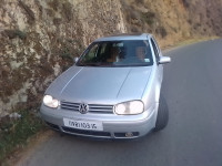 moyenne-berline-volkswagen-golf-4-2003-tizi-ouzou-algerie