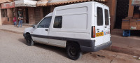 commerciale-renault-express-2000-sougueur-tiaret-algerie