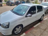 voitures-renault-clio-campus-2012-bye-sidi-bellater-mostaganem-algerie