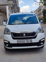 voitures-peugeot-partner-2015-tepee-allure-ain-oulmene-setif-algerie