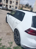 moyenne-berline-volkswagen-golf-7-2013-bleumotion-skikda-algerie