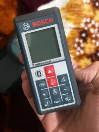 Télémètre Bosch GLM 100