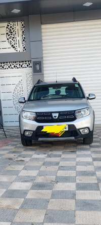 voitures-dacia-sandero-2018-stepway-privilege-ain-beida-oum-el-bouaghi-algerie