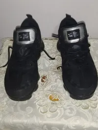 Vapormax black black original pointure 40 