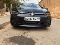 voitures-volkswagen-golf-8-2024-oran-algerie