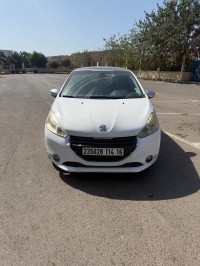 cars-peugeot-208-2014-allure-mohammadia-alger-algeria