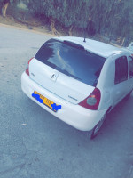 voitures-renault-clio-campus-2013-lakhdaria-bouira-algerie