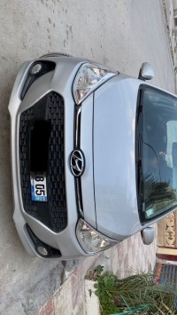 سيارات-hyundai-grand-i10-2018-restylee-dz-باتنة-الجزائر