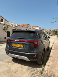 سيارات-kia-seltos-2025-premieum-الرغاية-الجزائر